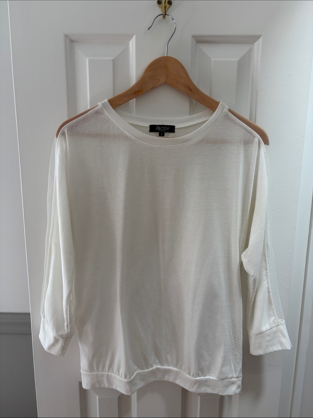 Ivory 3/4 Sleeve Light Weight Creeneck